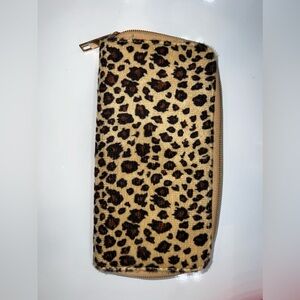 Cheetah Print/Leather Pattern Wallet